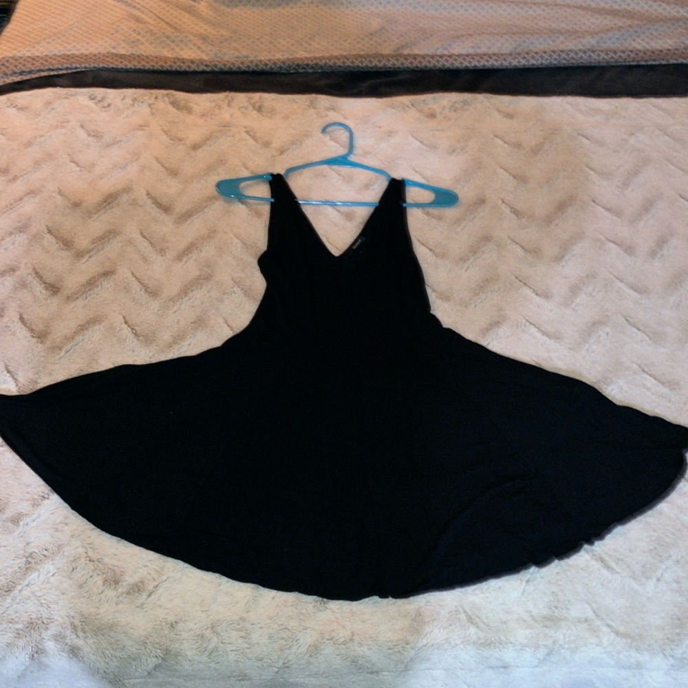 Cute black Décolleté mini dress $12.